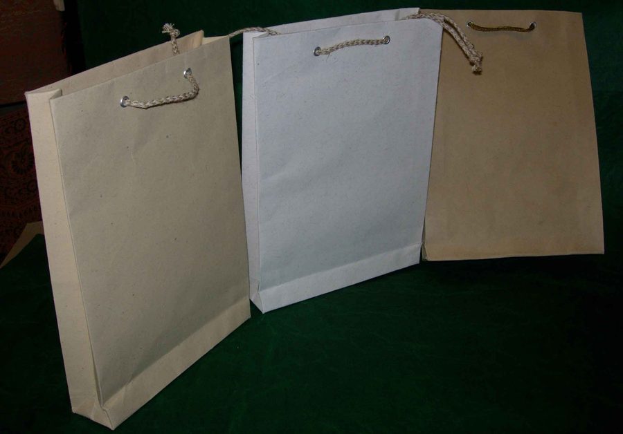 Sbag (M) Plain, a Chimanlals gift bags set